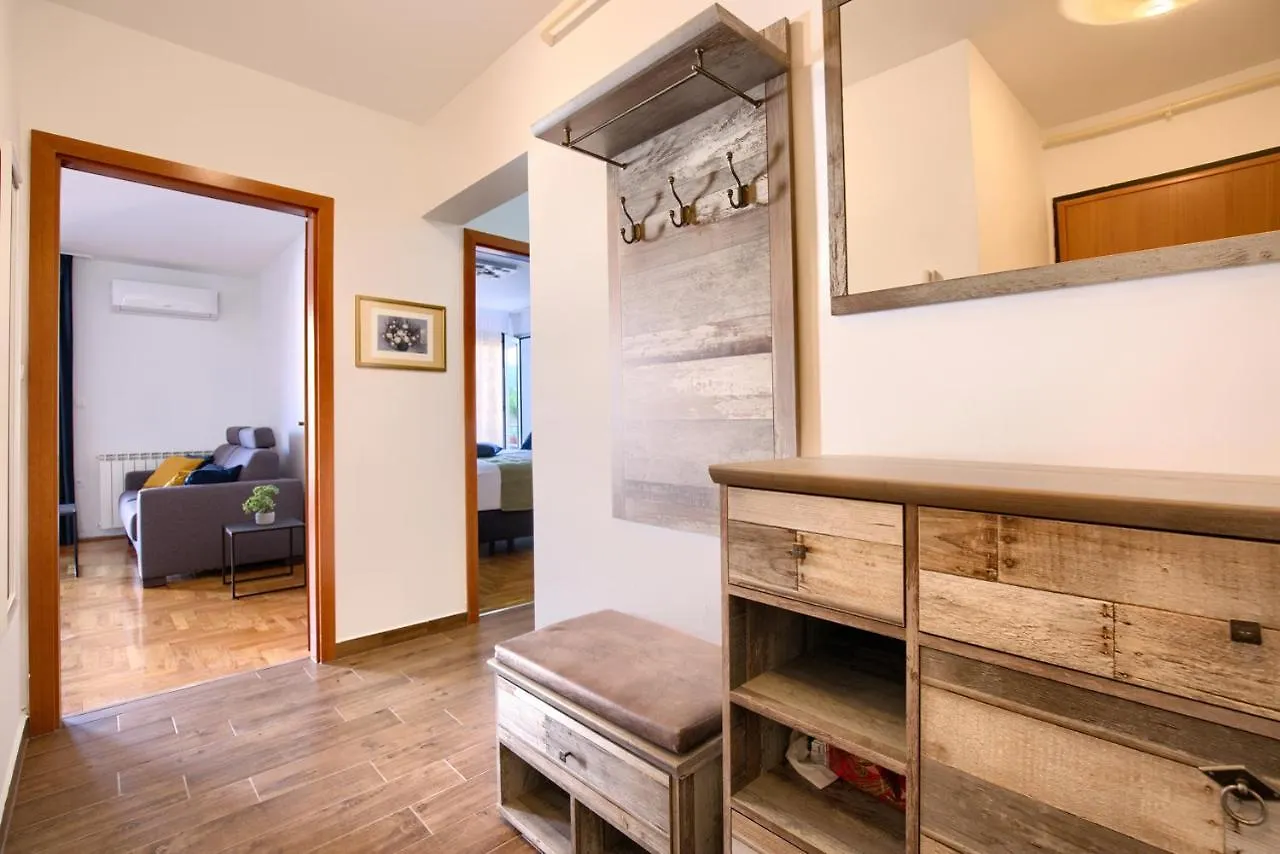 Apartment Luna Holiday Pula Croatia